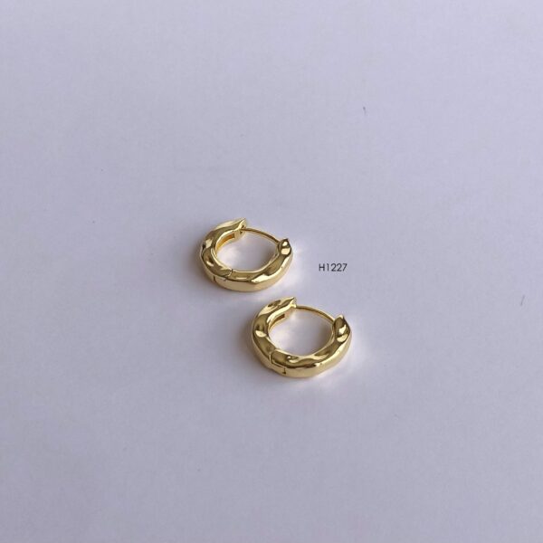 H1227-1 H1227 O.L. 18k Hoops