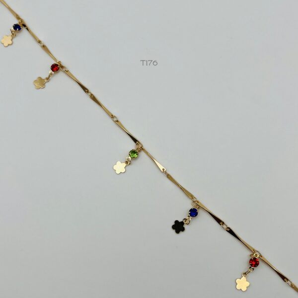 T176
